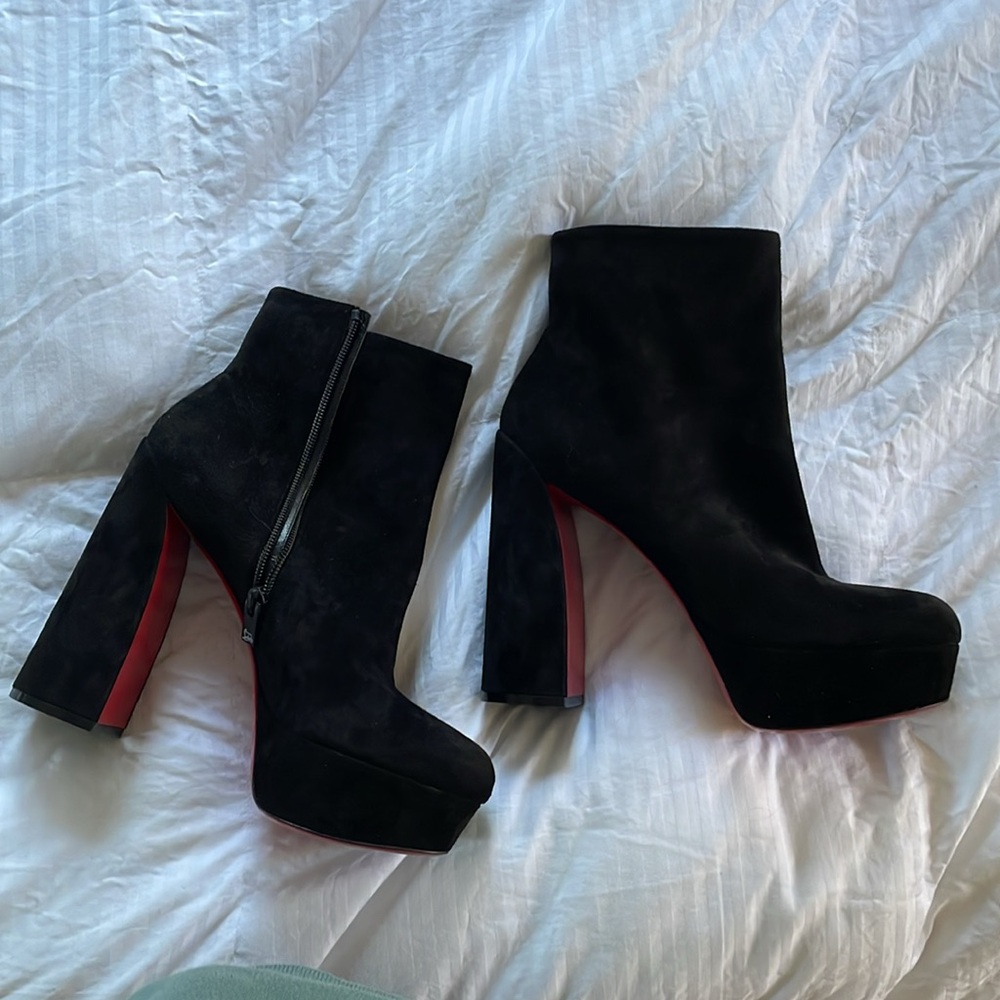 CHRISTIAN LOUBOUTIN Movida 130 suede ankle boots - Picture 5 of 12
